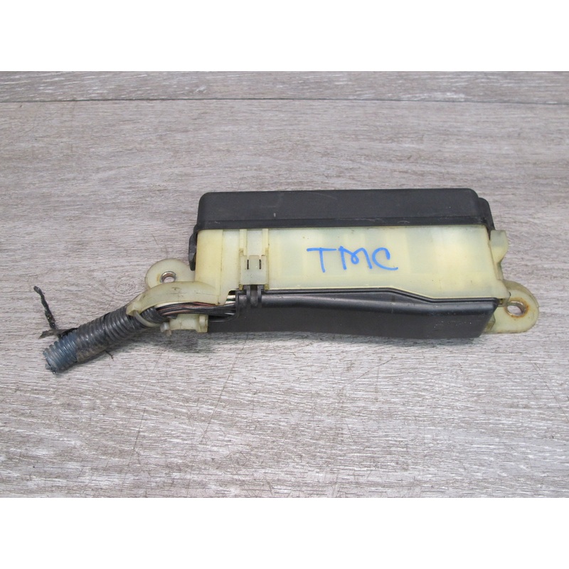 00-05 Toyota MR2 Spyder Interior Relay Fuse Box OEM