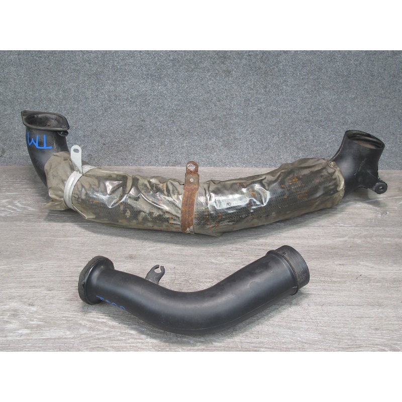 00-05 Toyota MR2 Spyder Set of 2 Cold Air Intake Inlet Duct Pipe Tube OEM