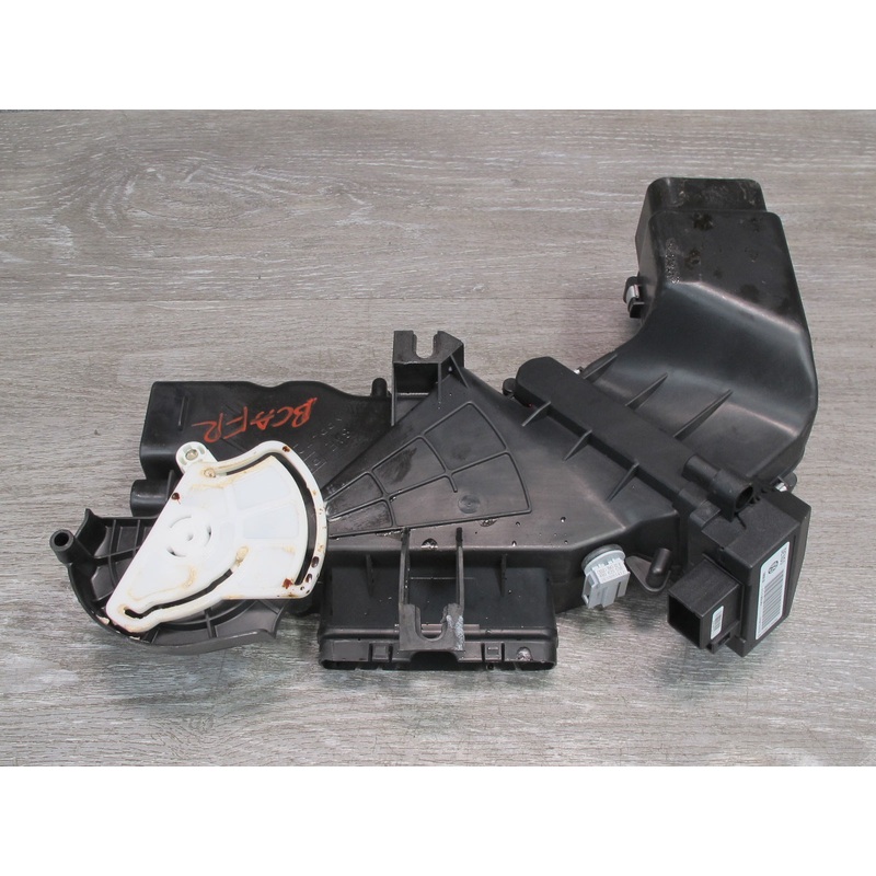 2006-2012 Bentley Flying Spur Right Pass Side Under Seat Heater Duct Air Vent