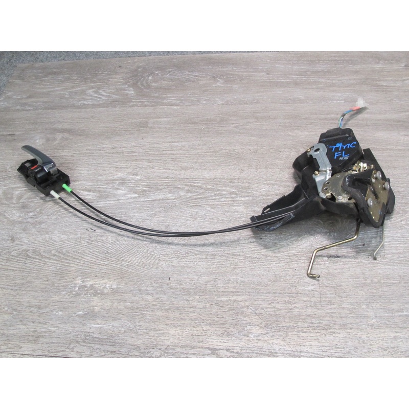 00-05 Toyota MR2 Spyder Left Door Lock Latch Actuator w Interior Handle OEM