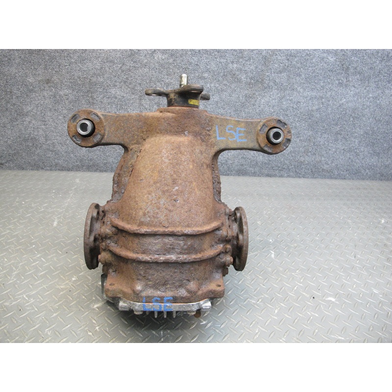 01-03 Lexus GS430 LS430 Rear Differential Carrier 3.266 Ratio OEM